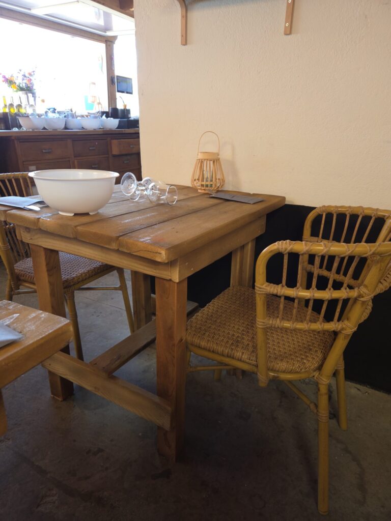 Table restaurant pour 2 personnes